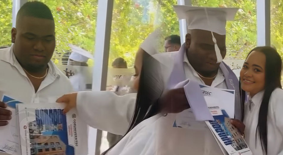 Alfonsina Rosario celebró su graduación con un homenaje especial a su pareja