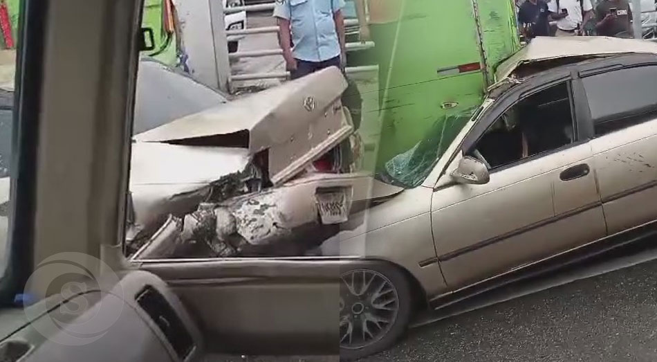 Dos carritos de concho y una guagua