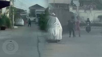 El momento exacto en que un hombre persigue a una mujer