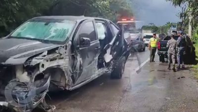 En la autopista Duarte, en dirección a la Capital desde el Cibao