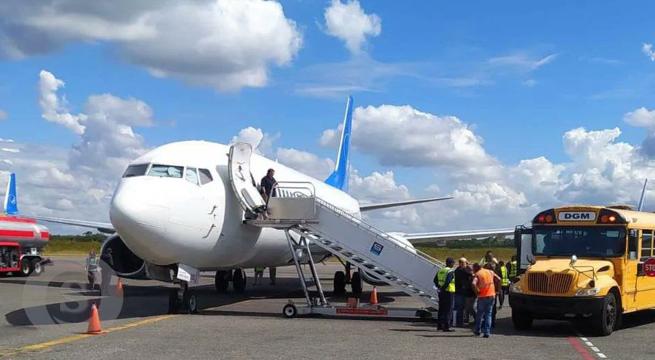 Llegó el primer avión de dominicanos desde USA por el gobierno de Trump