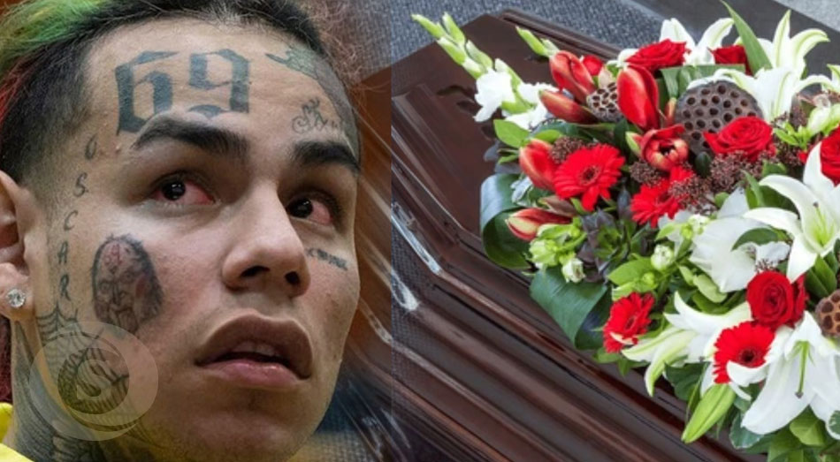 Un ataúd falso frente a la residencia del rapero Tekashi